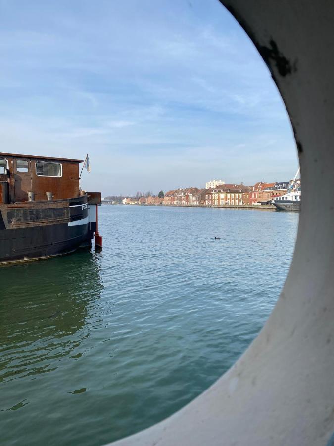 Peniche "Louise Michel" Sejournez Dans L'Appartement Du Capitaine, Offrez Vous Une Experience Inoubliable Au Fil De L'Eau Douai Exterior photo