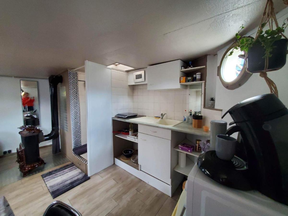 Peniche "Louise Michel" Sejournez Dans L'Appartement Du Capitaine, Offrez Vous Une Experience Inoubliable Au Fil De L'Eau Douai Exterior photo