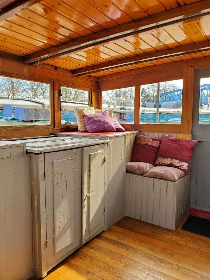 Peniche "Louise Michel" Sejournez Dans L'Appartement Du Capitaine, Offrez Vous Une Experience Inoubliable Au Fil De L'Eau Douai Exterior photo